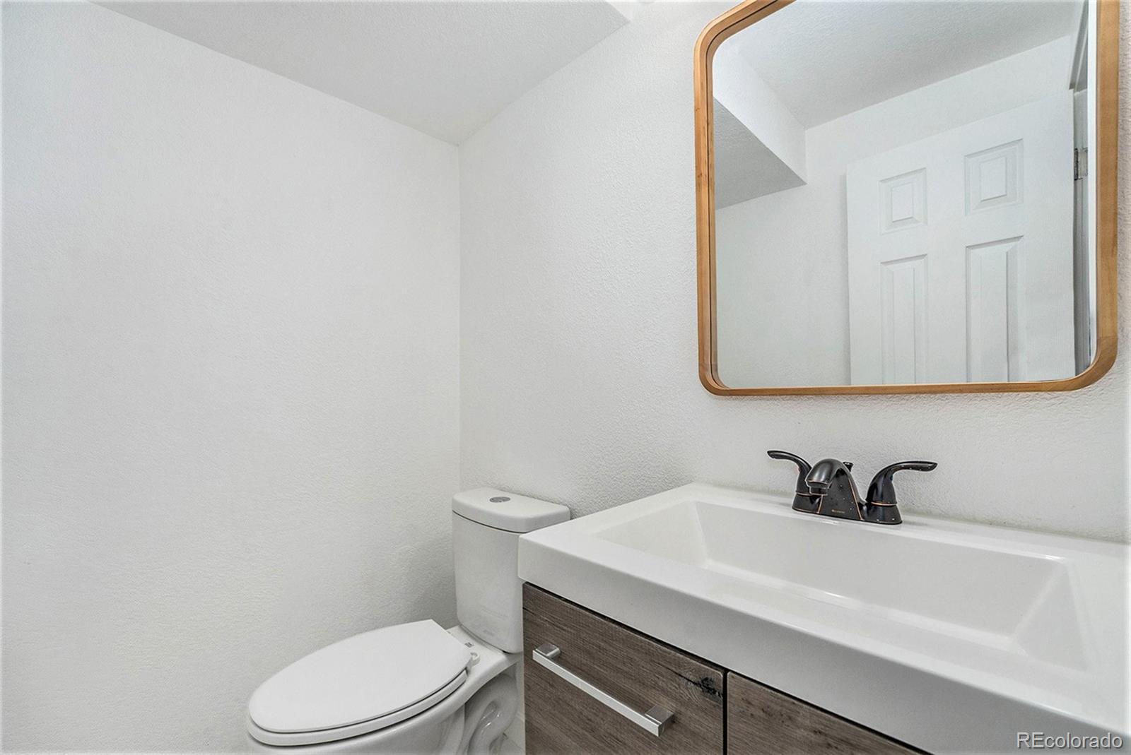 MLS Image #19 for 1420 s ivy way,denver, Colorado