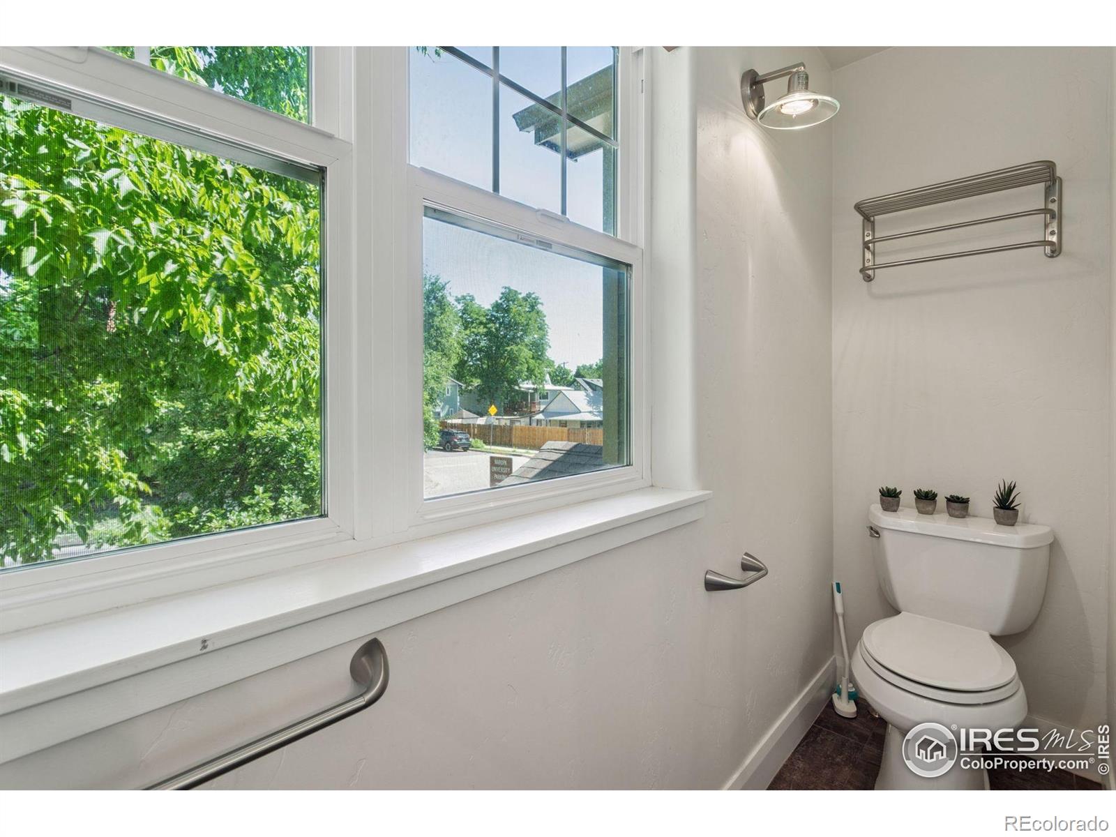 MLS Image #15 for 1944  arapahoe avenue,boulder, Colorado