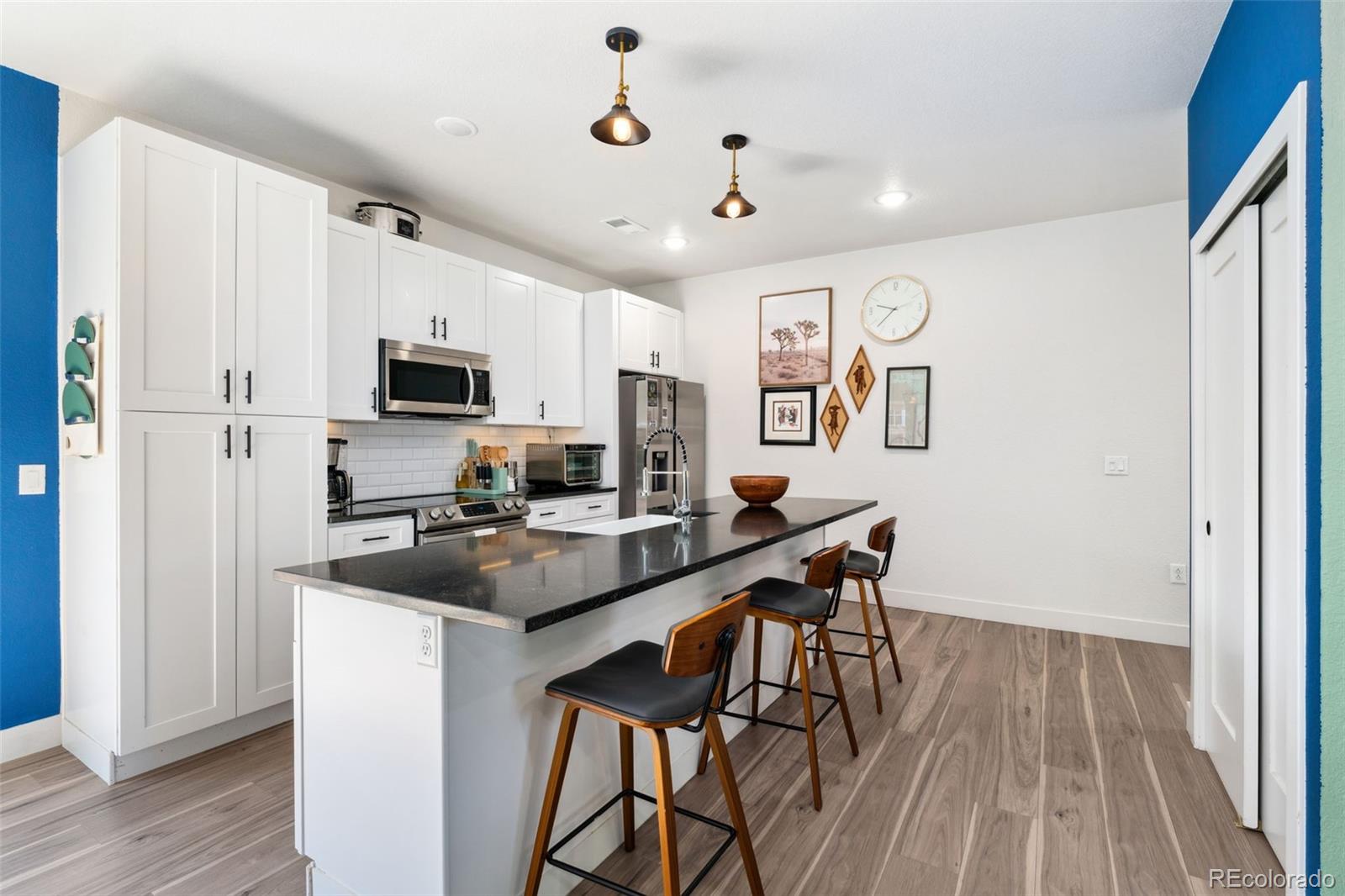 MLS Image #11 for 550 s raleigh street,denver, Colorado