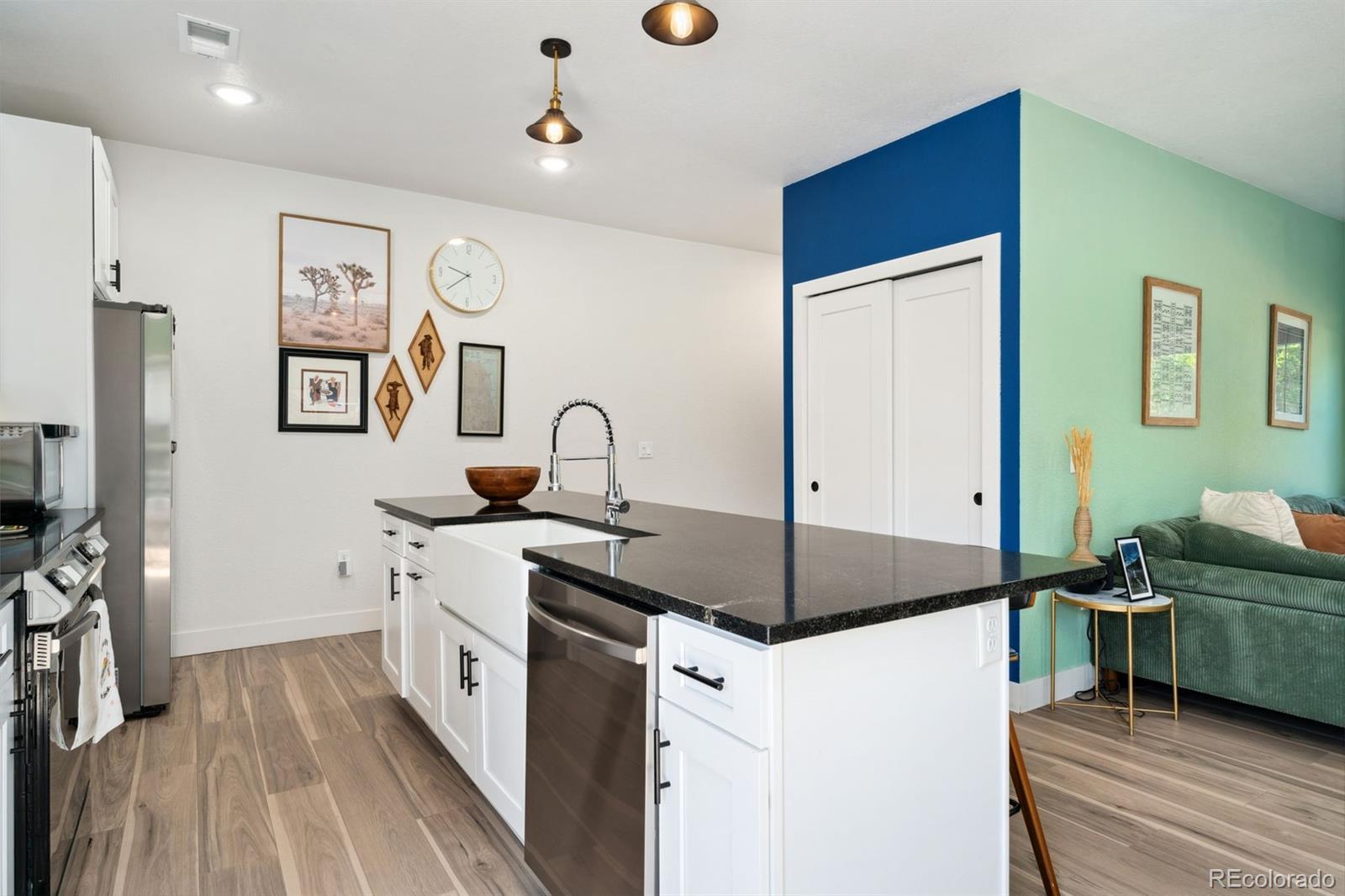 MLS Image #12 for 550 s raleigh street,denver, Colorado