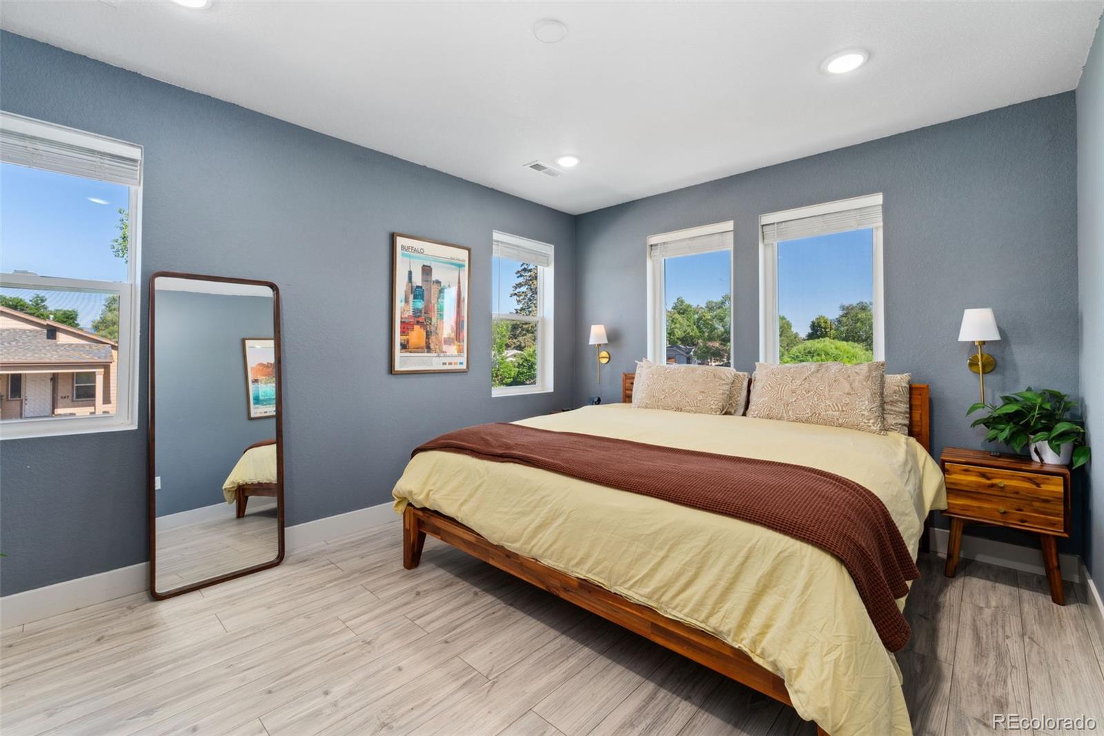 MLS Image #21 for 550 s raleigh street,denver, Colorado