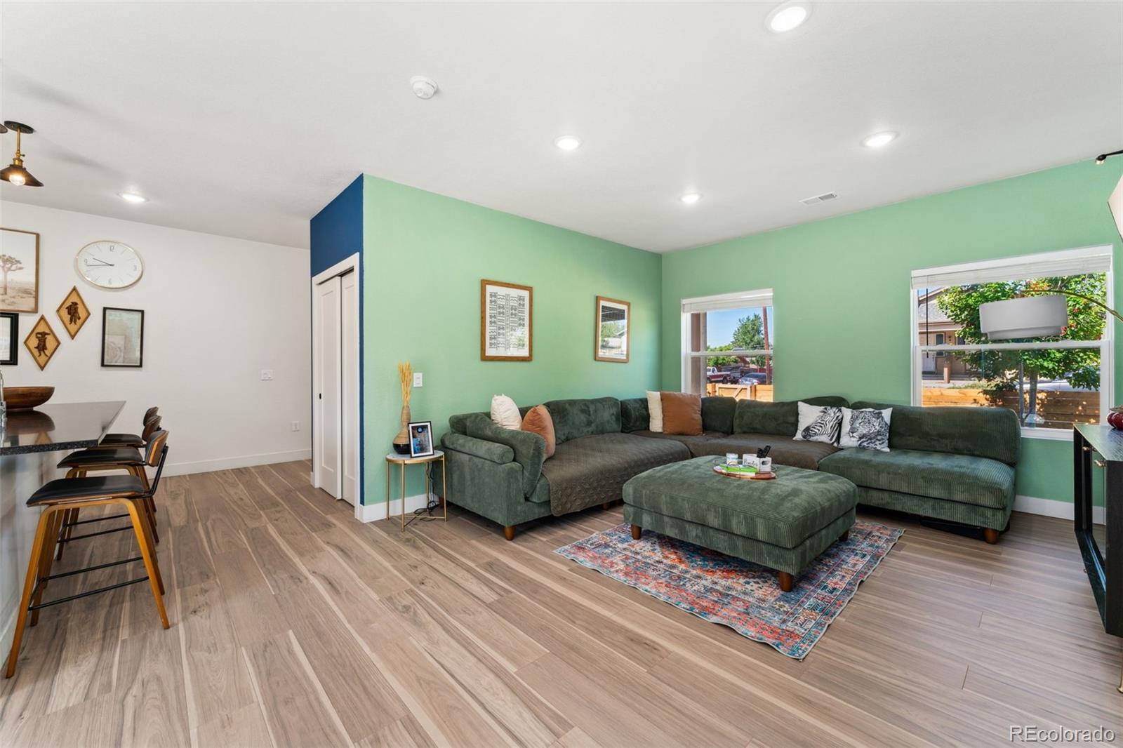 MLS Image #7 for 550 s raleigh street,denver, Colorado