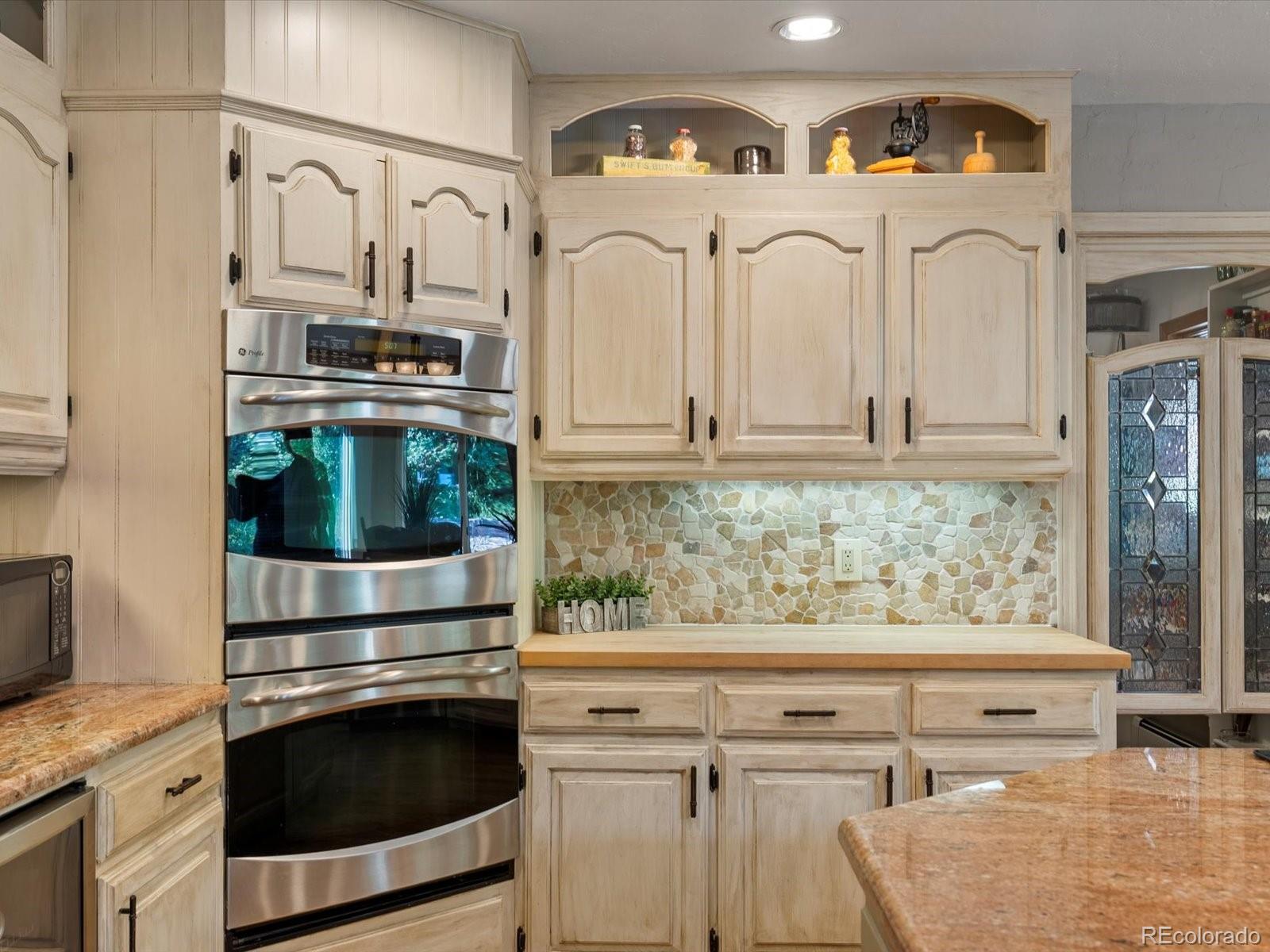 MLS Image #35 for 16465  wild berry road,morrison, Colorado