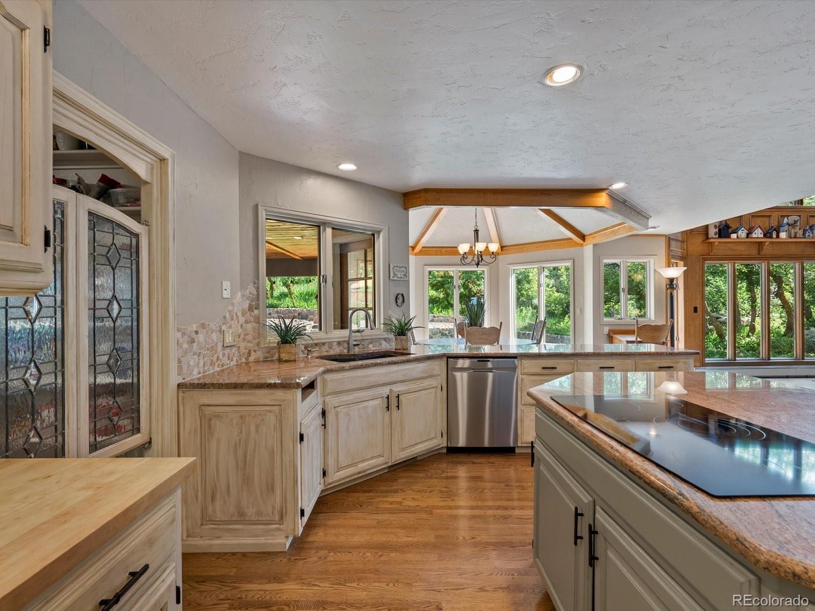 MLS Image #36 for 16465  wild berry road,morrison, Colorado