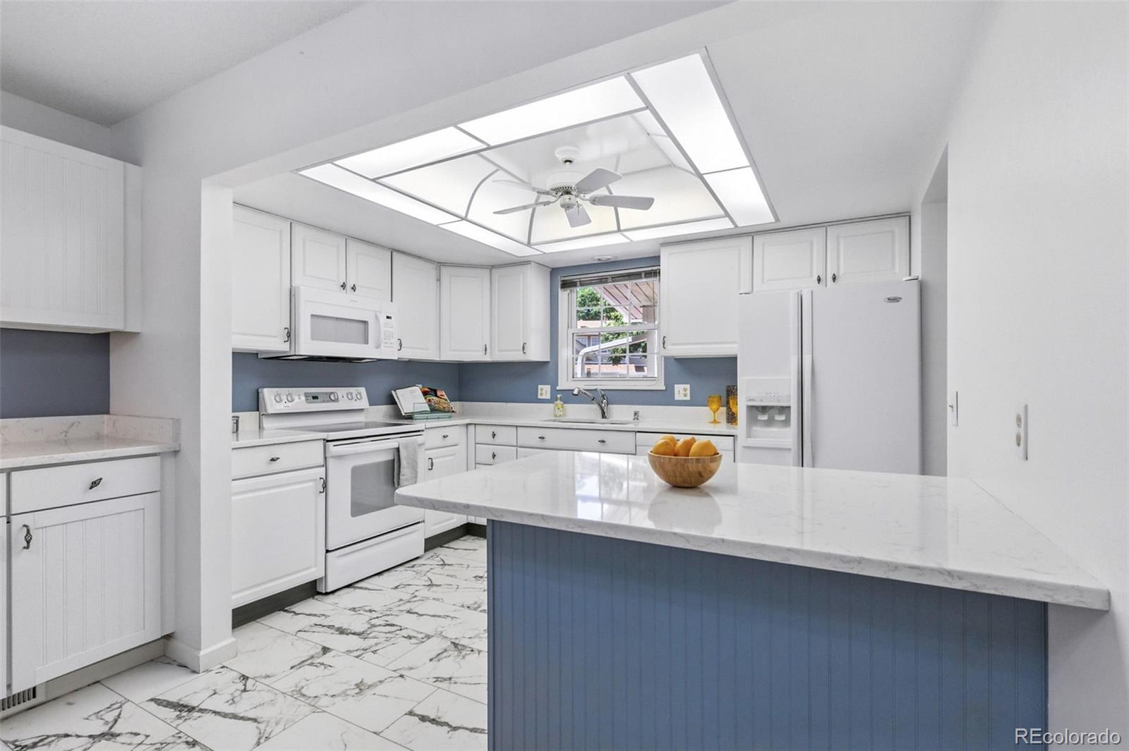 MLS Image #11 for 3274 s heather gardens way,aurora, Colorado