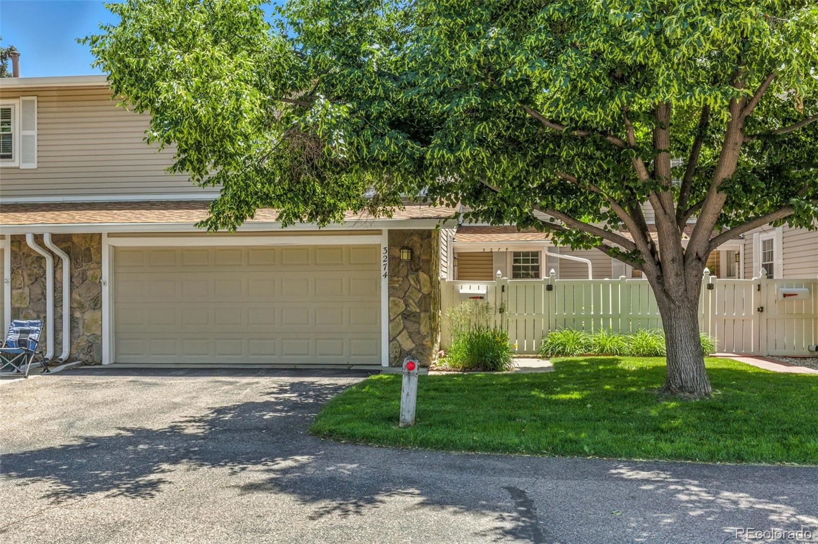 MLS Image #2 for 3274 s heather gardens way,aurora, Colorado