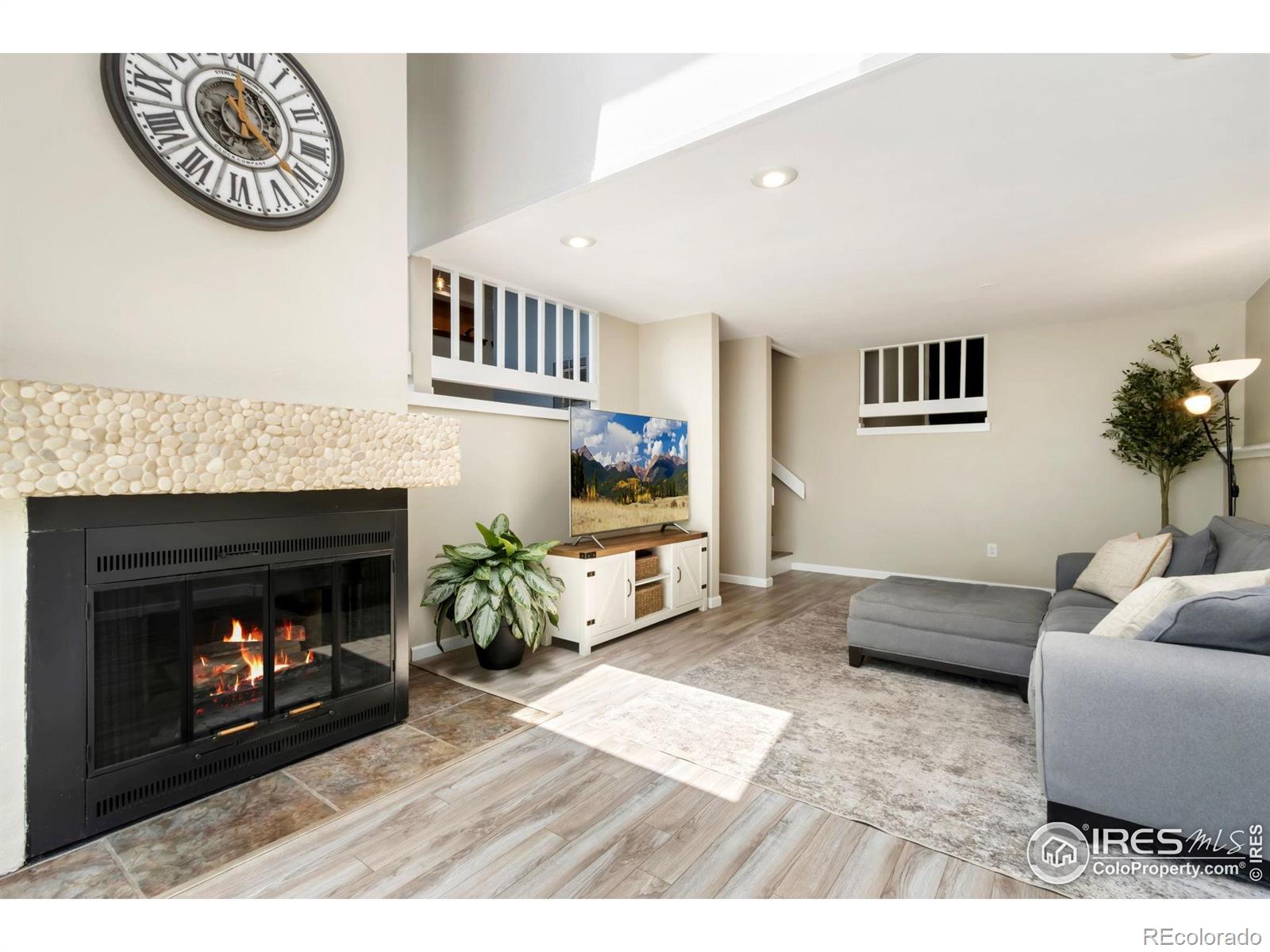 MLS Image #6 for 551  spin drift court,fort collins, Colorado