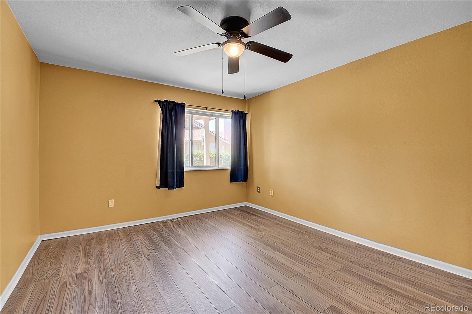MLS Image #12 for 2181 s troy way,aurora, Colorado