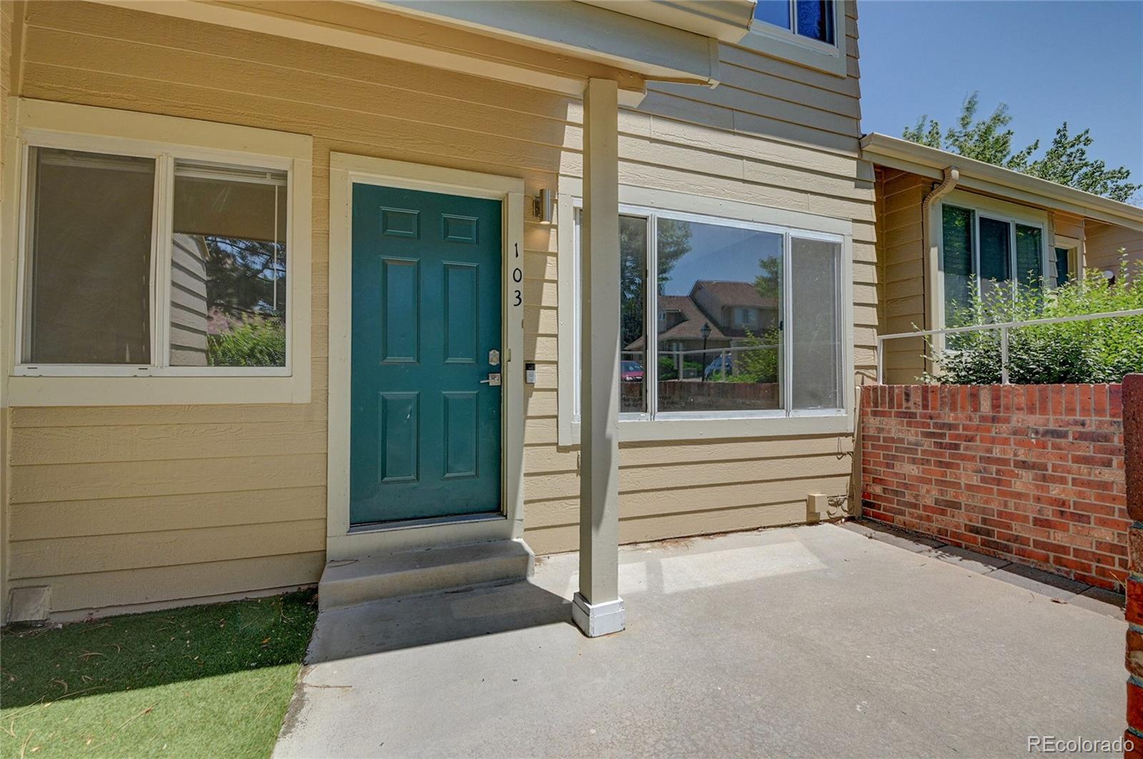 MLS Image #2 for 2181 s troy way,aurora, Colorado