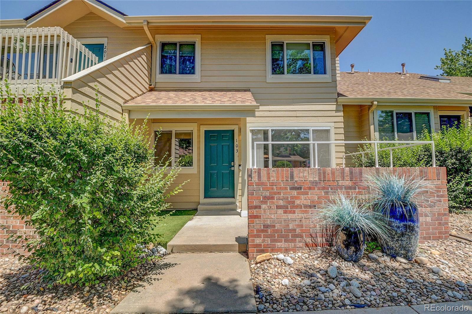 MLS Image #3 for 2181 s troy way,aurora, Colorado