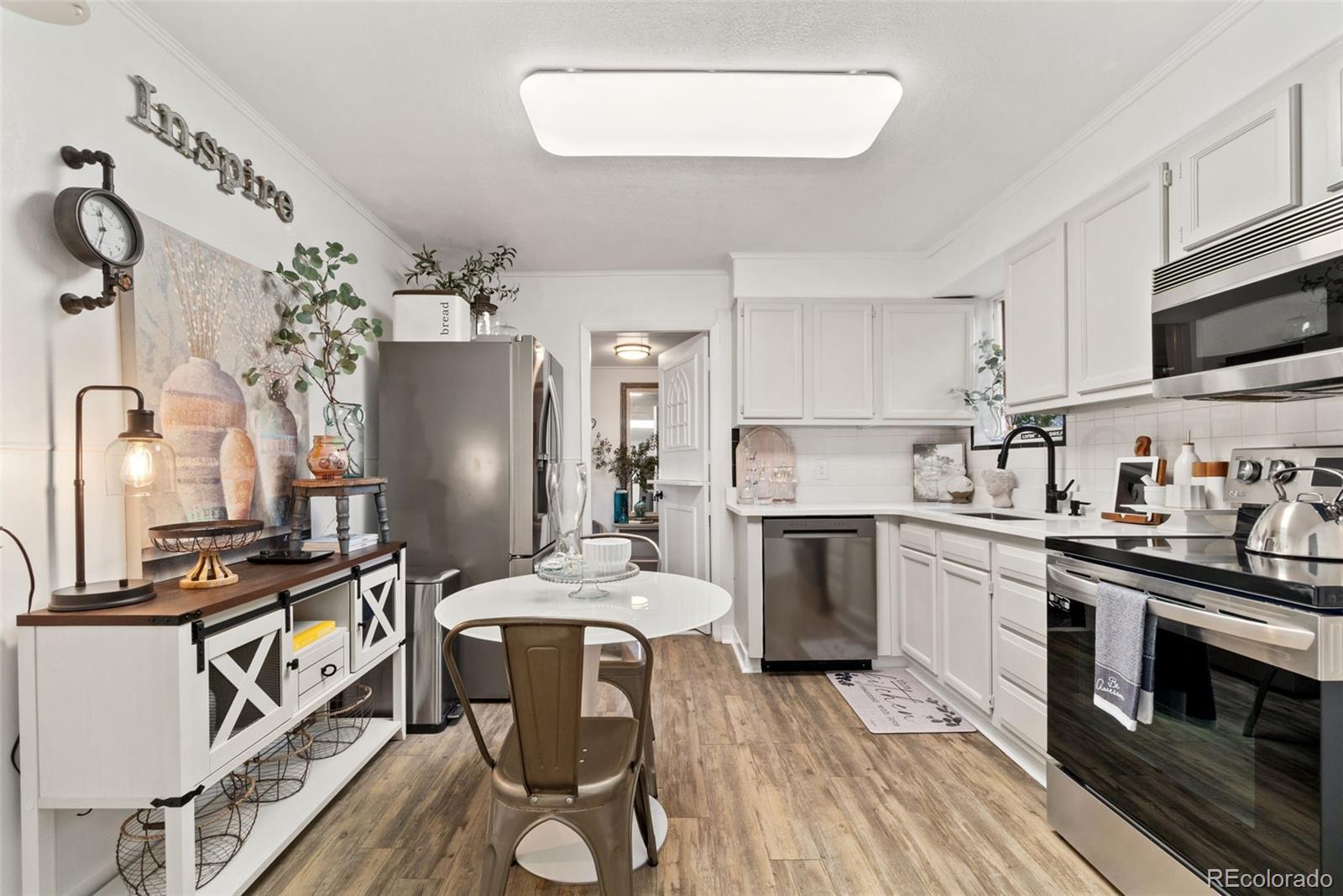MLS Image #10 for 3016 n franklin street,denver, Colorado