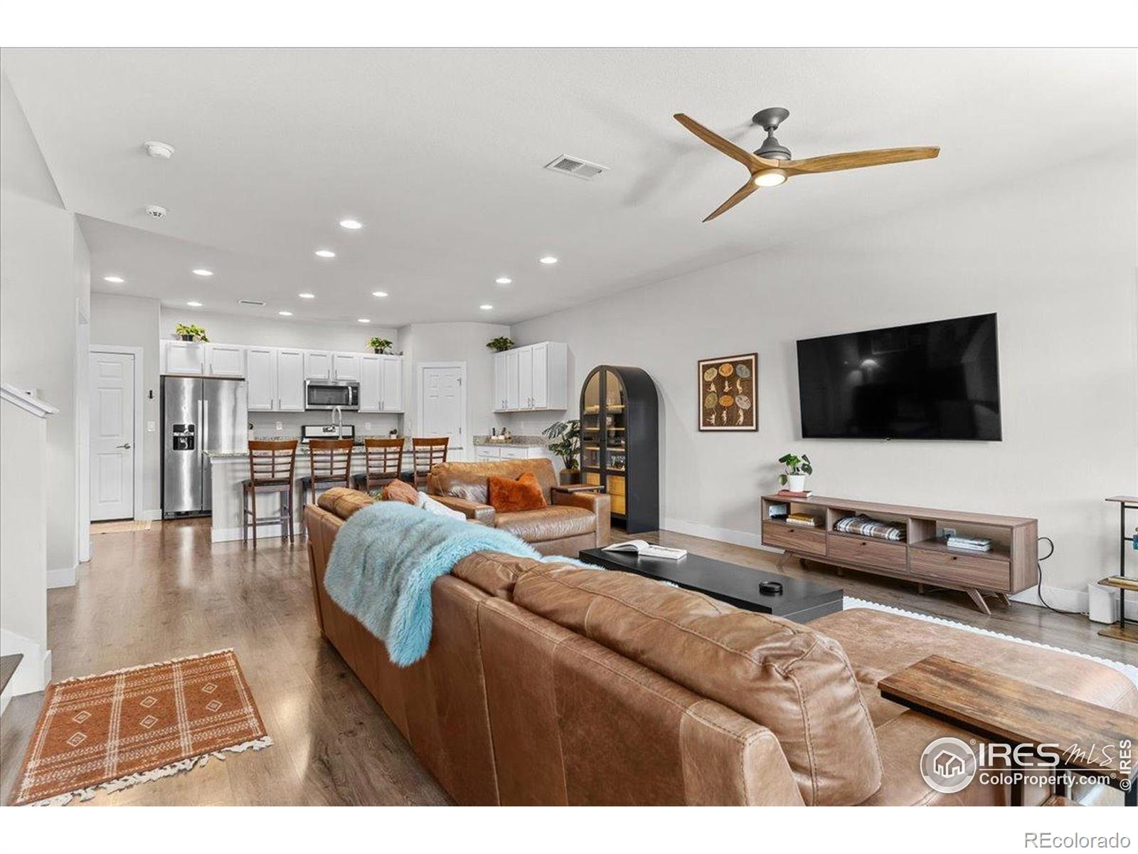 MLS Image #5 for 4774  kittredge street ,denver, Colorado