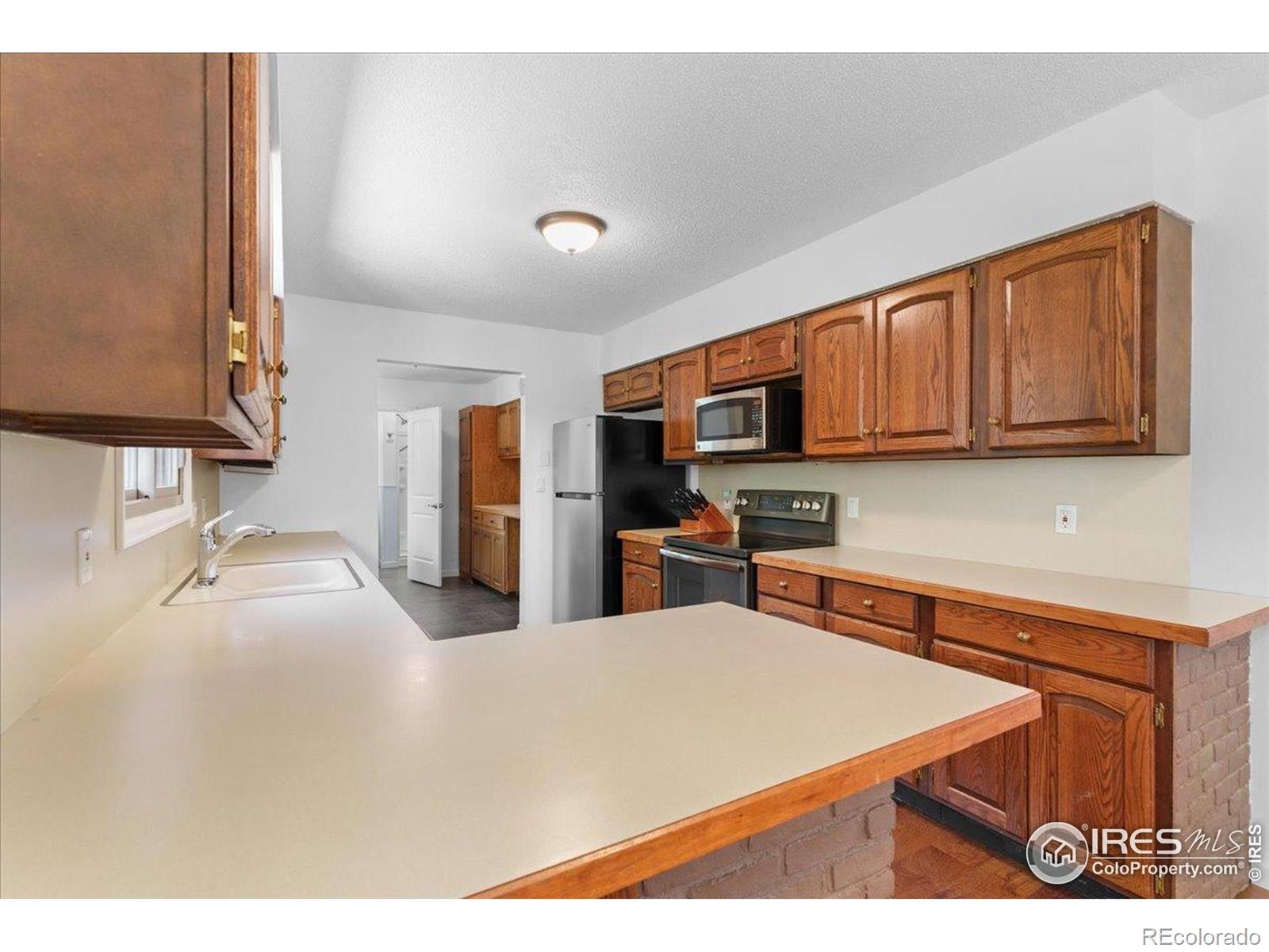 MLS Image #14 for 3400  erving court,berthoud, Colorado