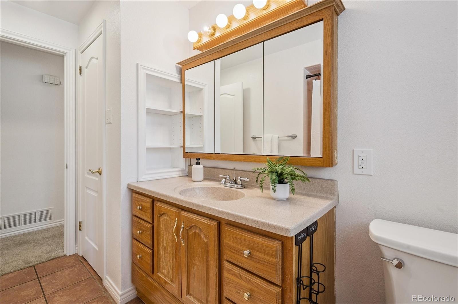 MLS Image #20 for 4855 e vassar avenue,denver, Colorado