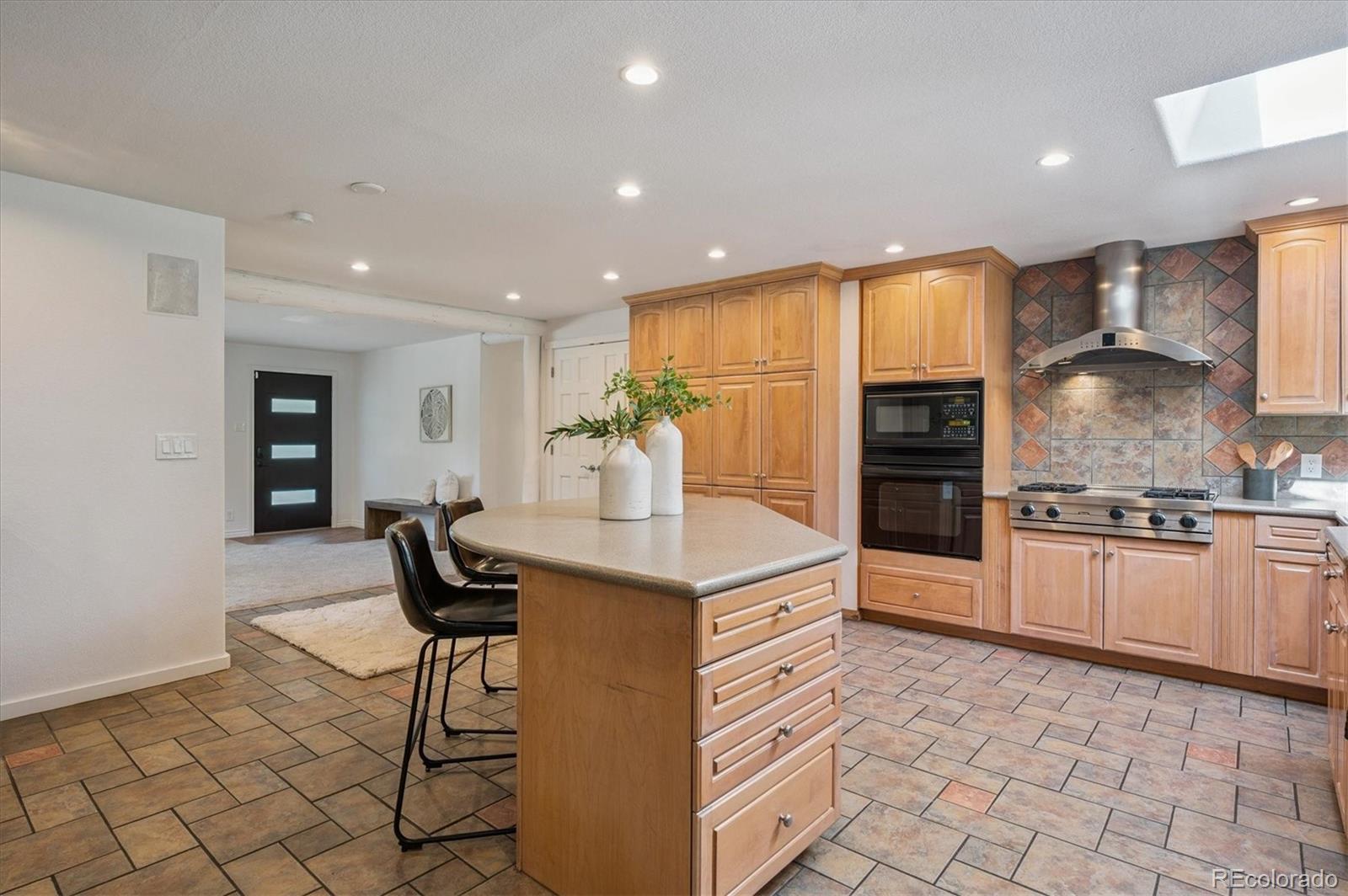 MLS Image #9 for 4855 e vassar avenue,denver, Colorado