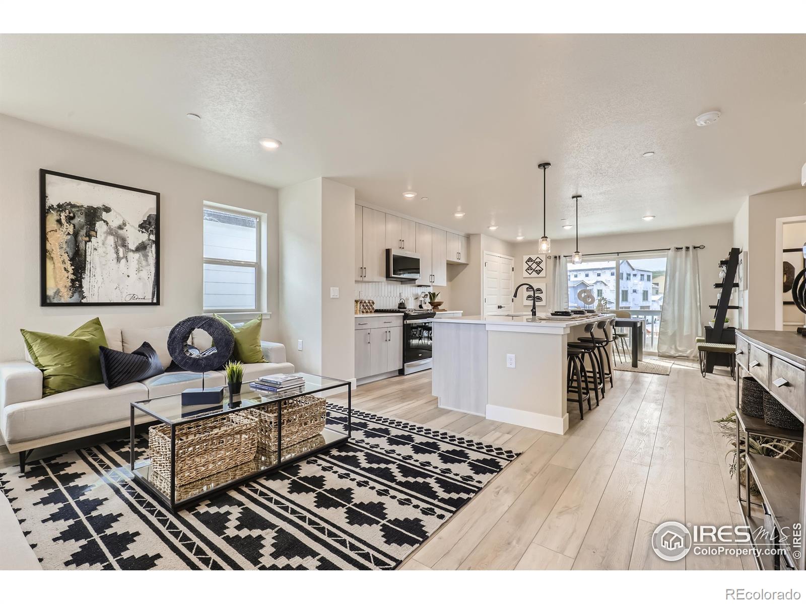 MLS Image #5 for 128 e douglas street,superior, Colorado