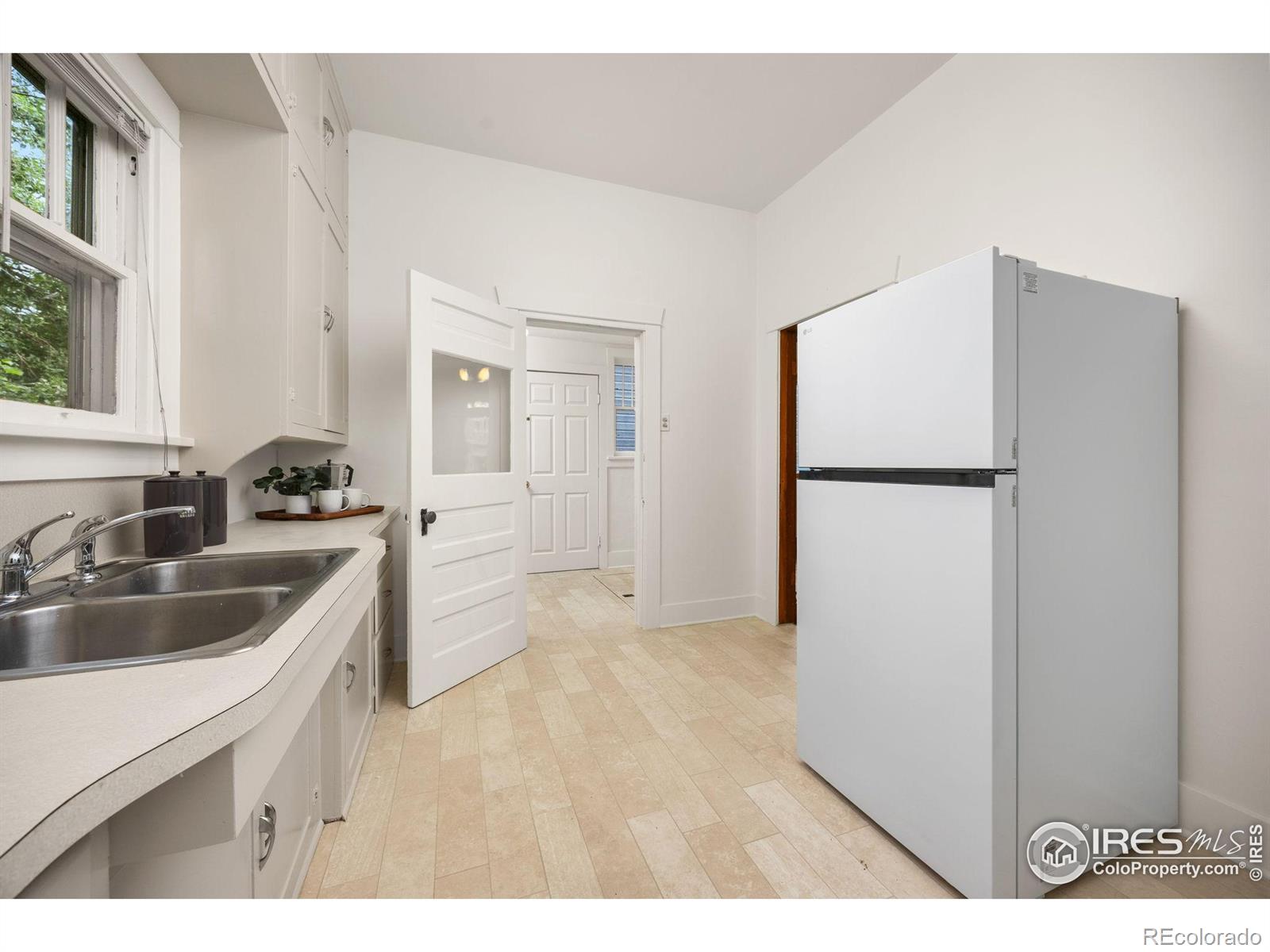 MLS Image #14 for 1013  la farge avenue,louisville, Colorado