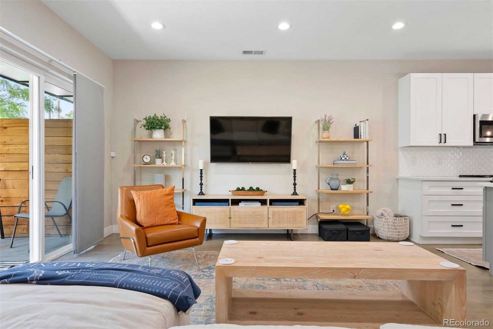 MLS Image #6 for 3103 s cherokee street,englewood, Colorado