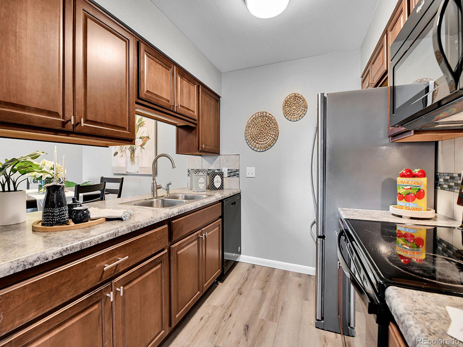 MLS Image #7 for 579  wright street,lakewood, Colorado