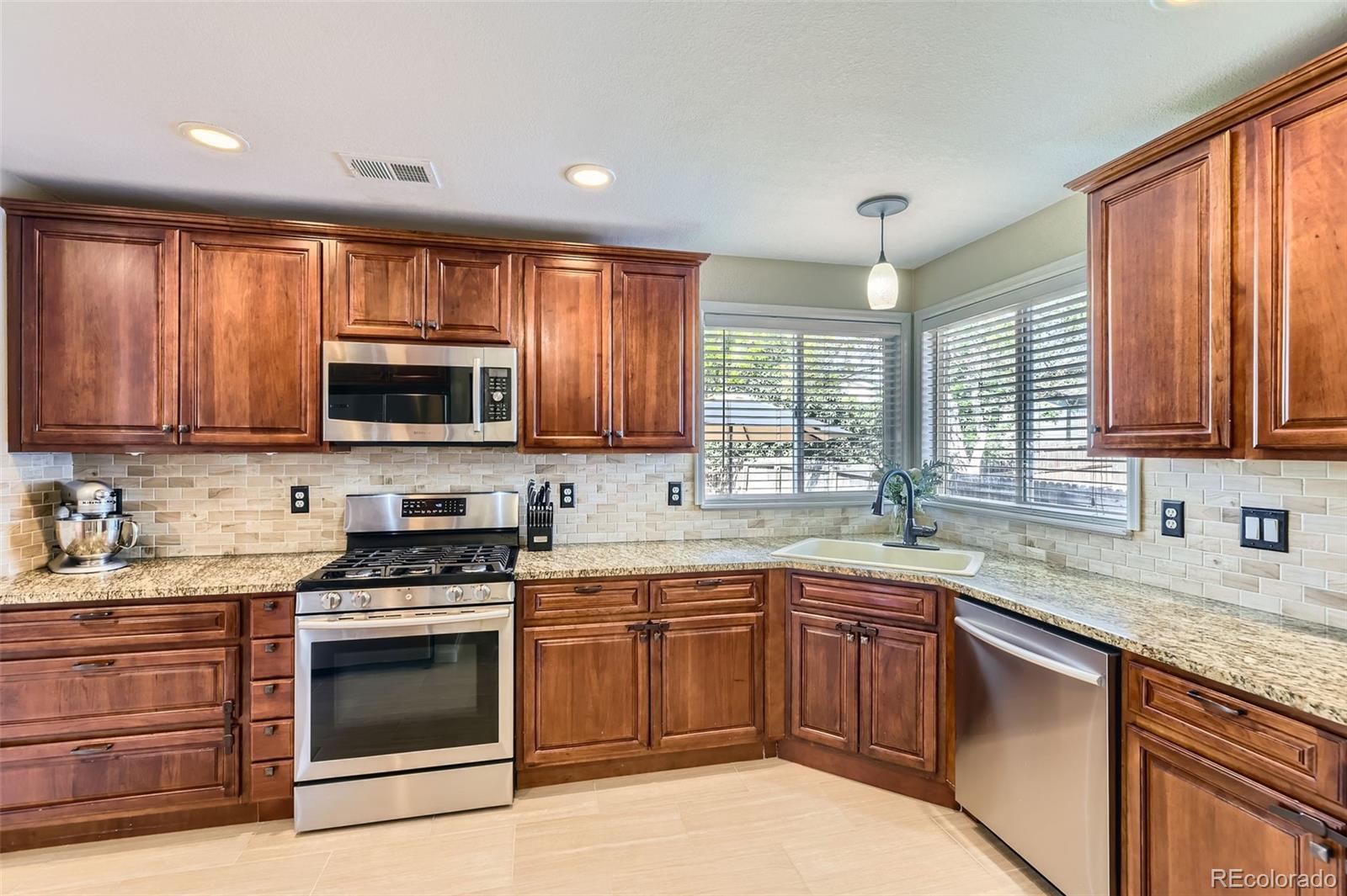 MLS Image #10 for 5090  miriam lane,parker, Colorado