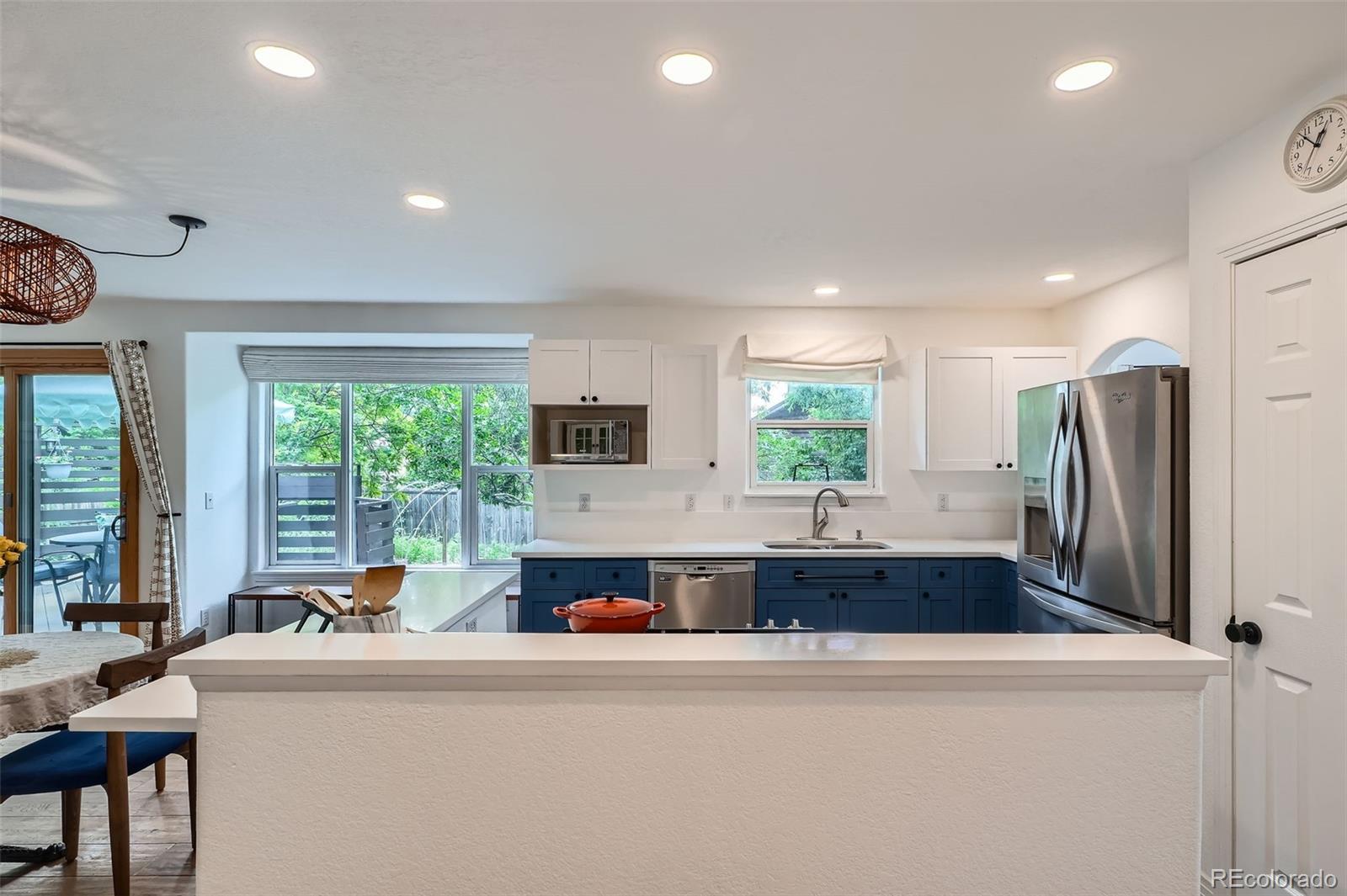 MLS Image #12 for 912 s galena street,aurora, Colorado