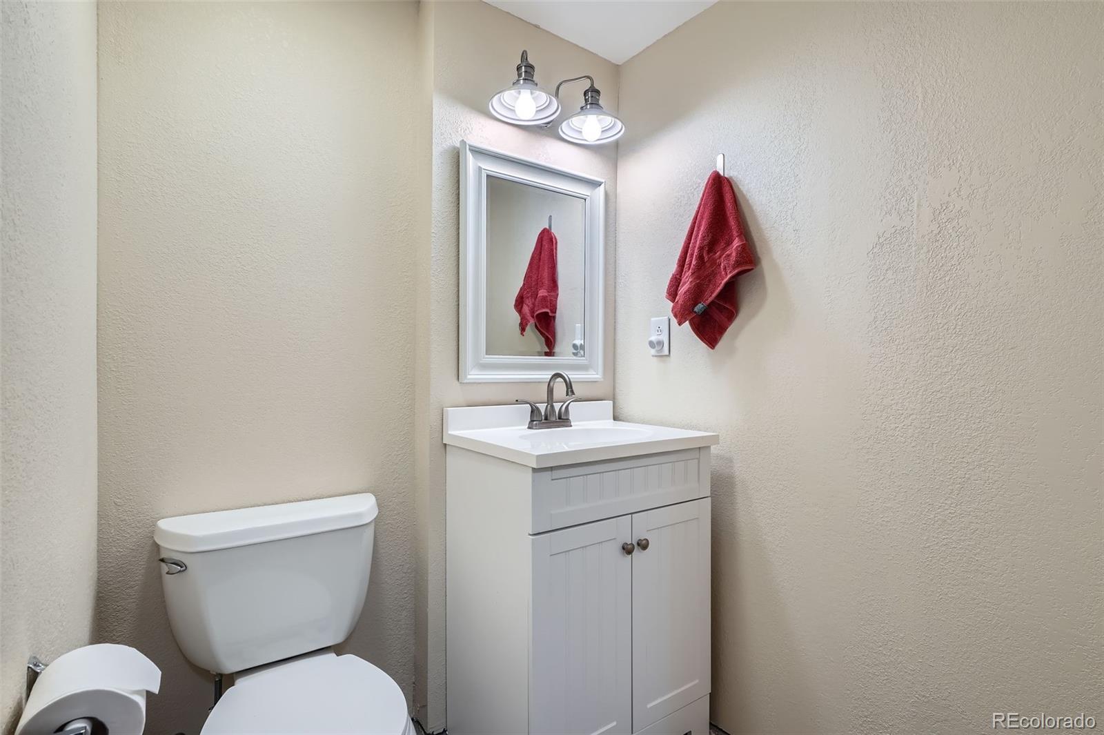 MLS Image #27 for 912 s galena street,aurora, Colorado