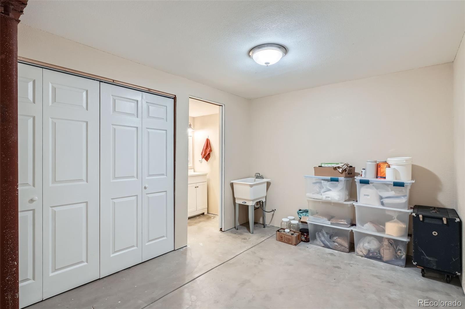 MLS Image #33 for 912 s galena street,aurora, Colorado