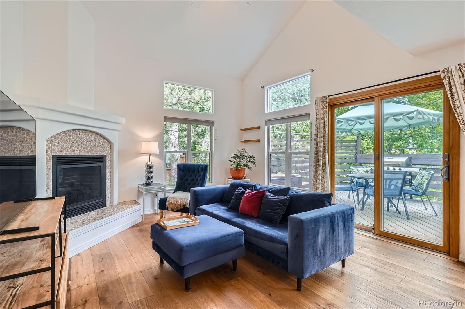 MLS Image #5 for 912 s galena street,aurora, Colorado