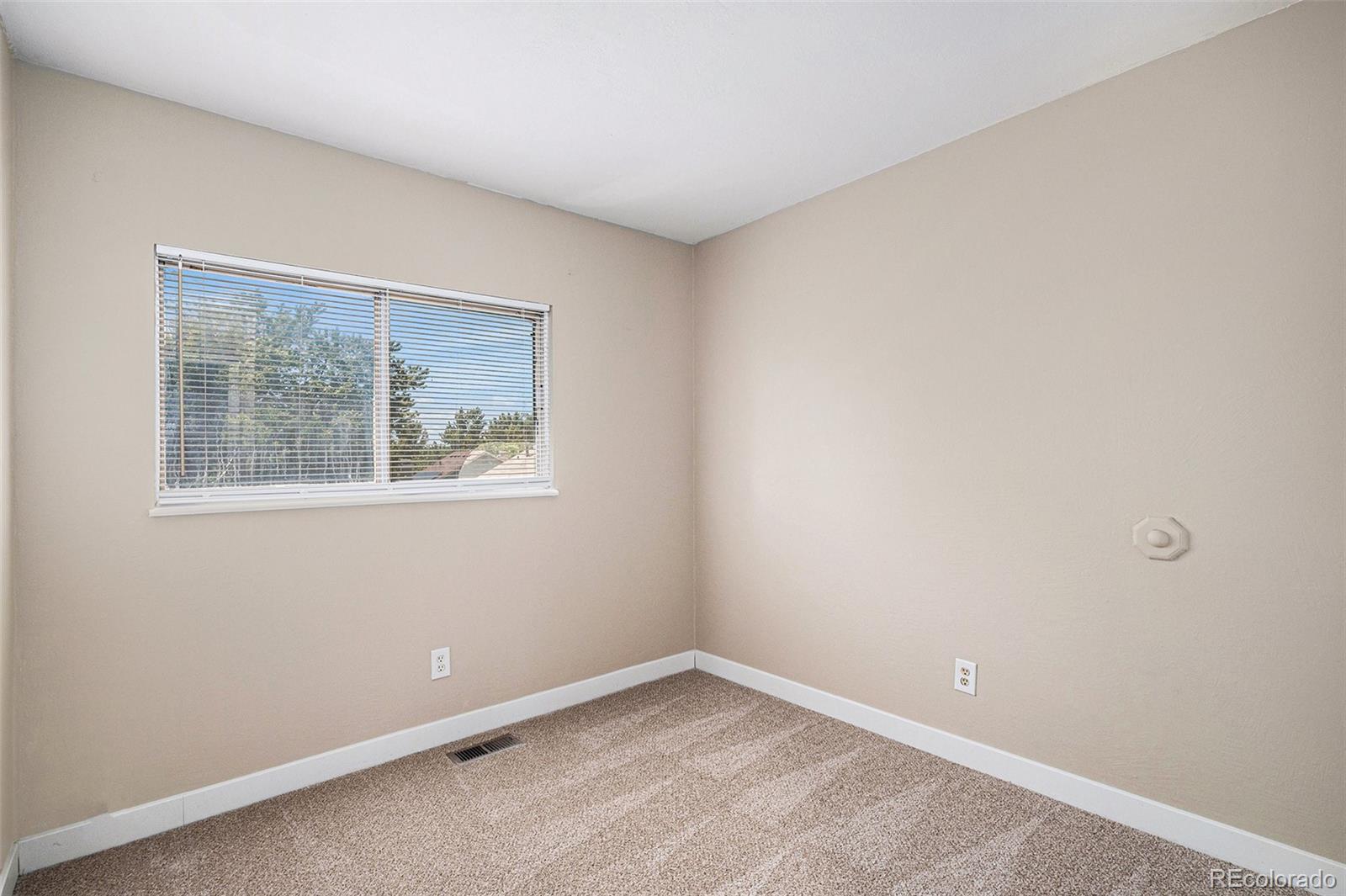 MLS Image #11 for 19876 e brunswick drive,aurora, Colorado
