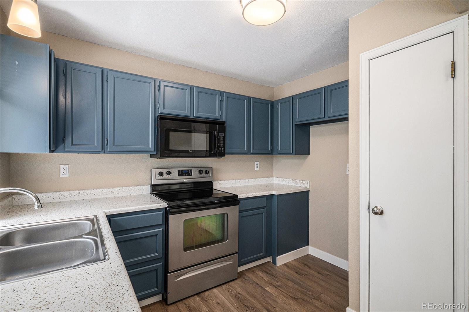 MLS Image #5 for 19876 e brunswick drive,aurora, Colorado