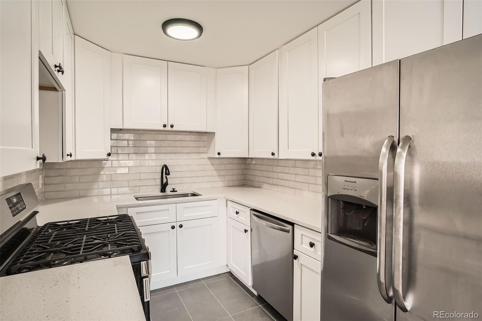 MLS Image #11 for 1000 e 8th avenue,denver, Colorado