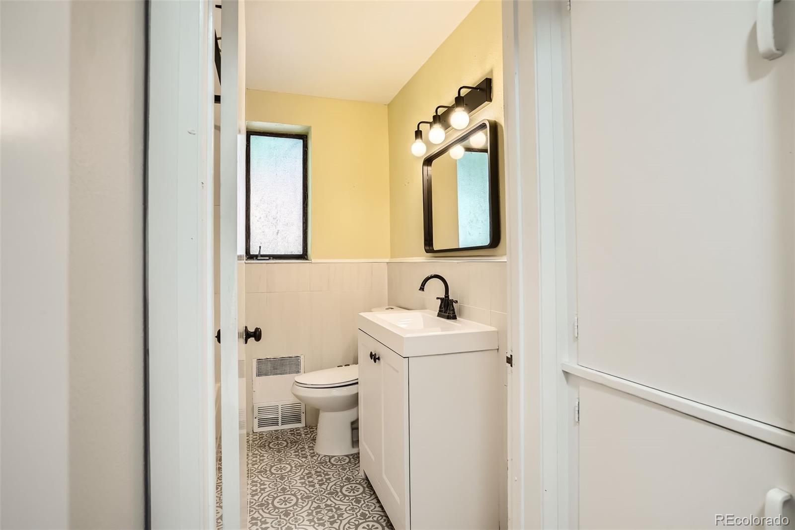 MLS Image #19 for 1000 e 8th avenue,denver, Colorado