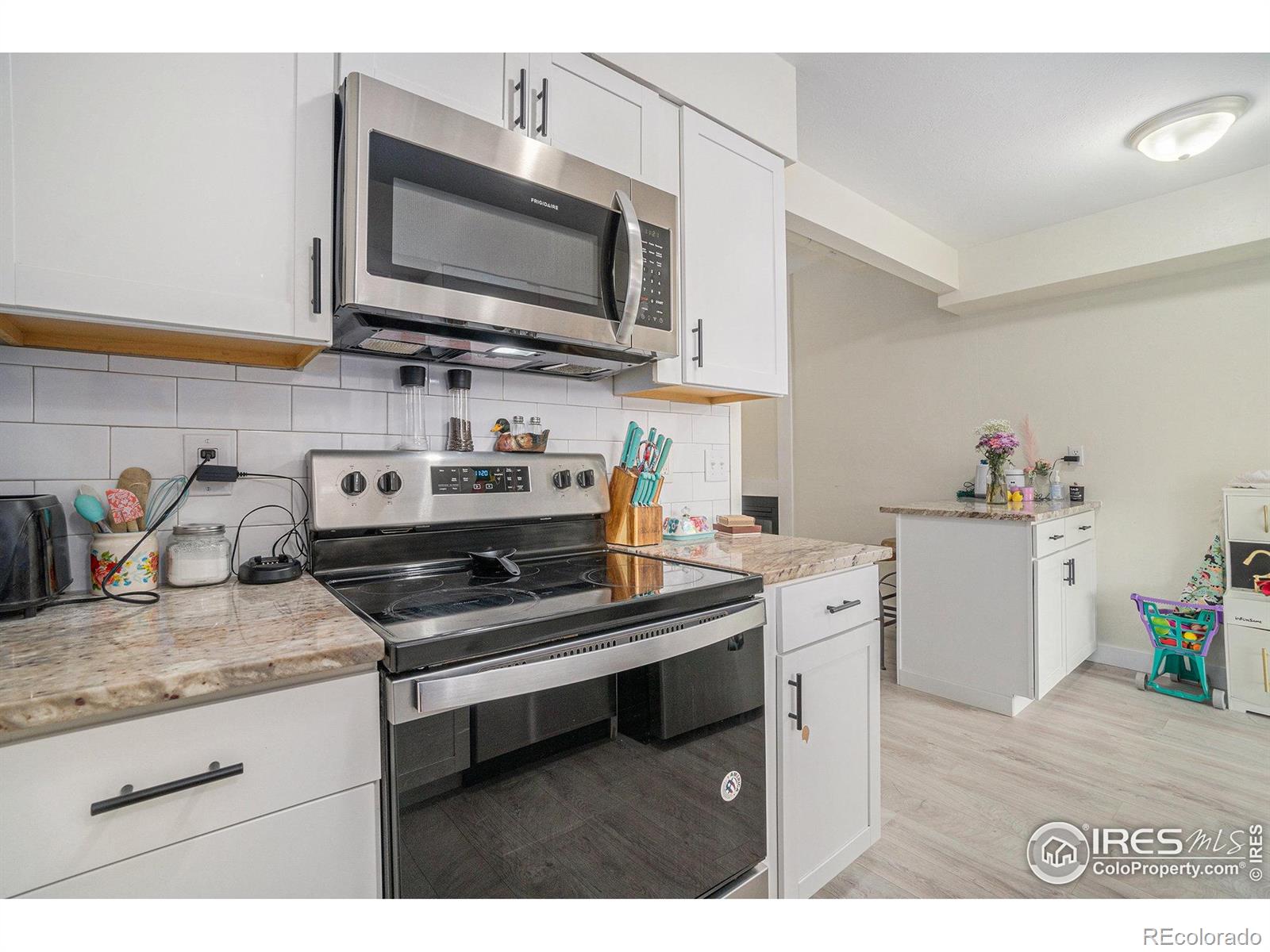 MLS Image #5 for 504  david court,platteville, Colorado