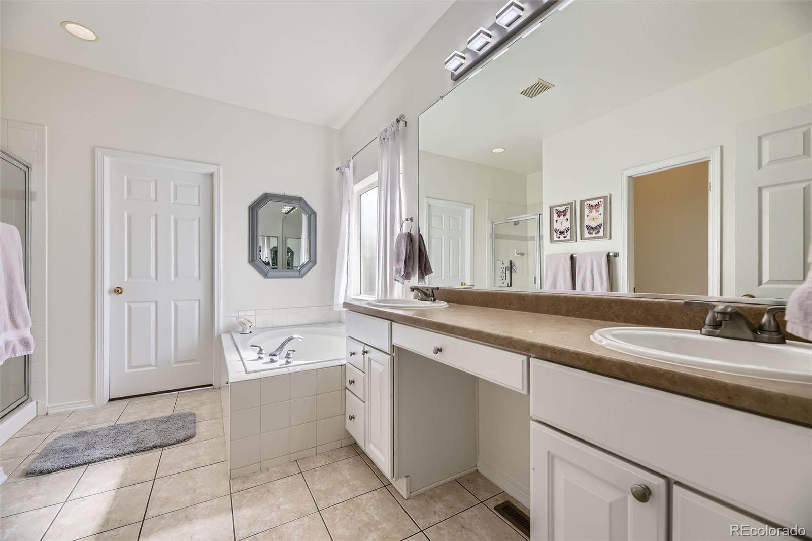 MLS Image #12 for 15649 e 7th circle,aurora, Colorado