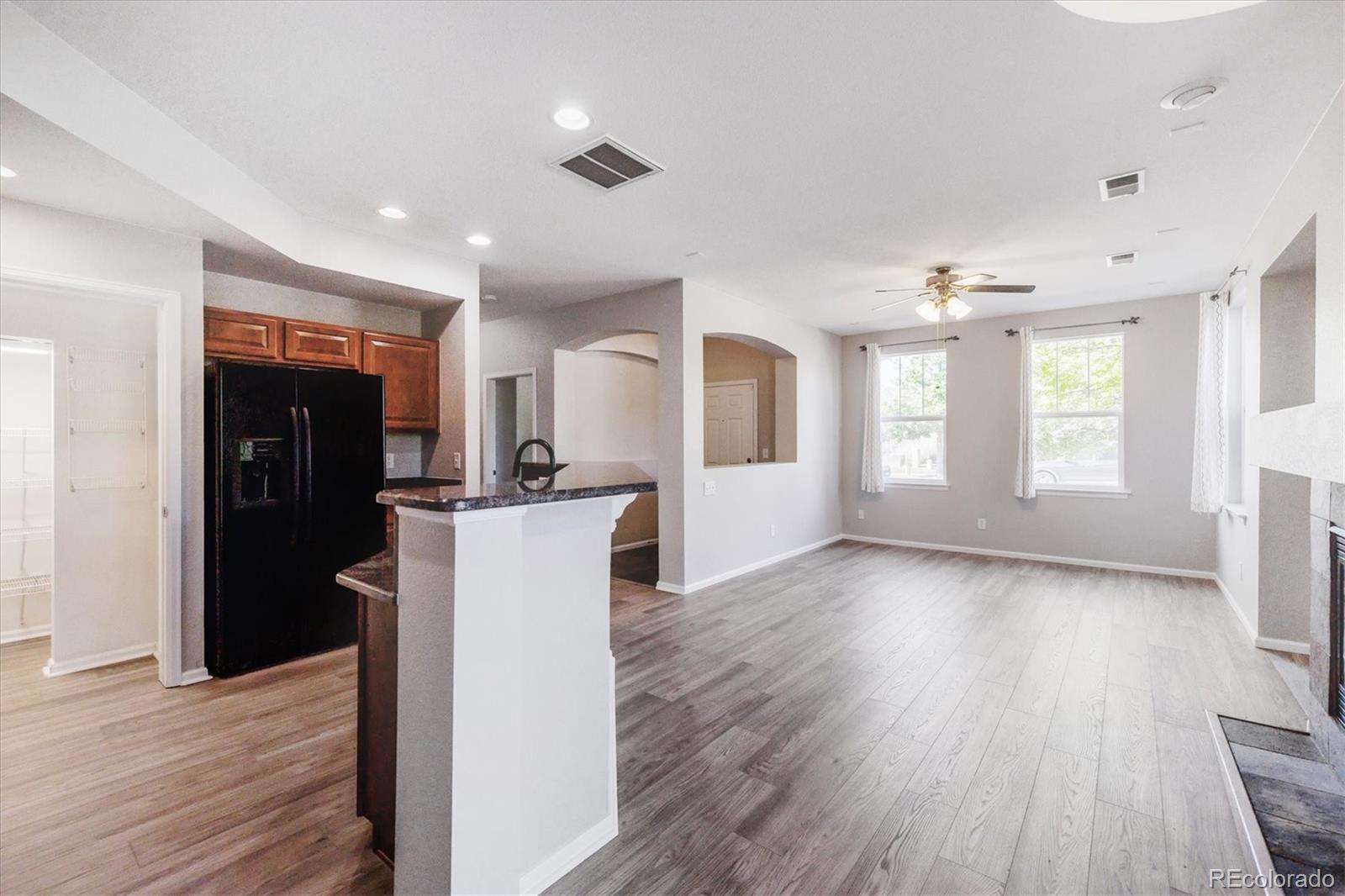 MLS Image #11 for 10480  truckee street b,commerce city, Colorado