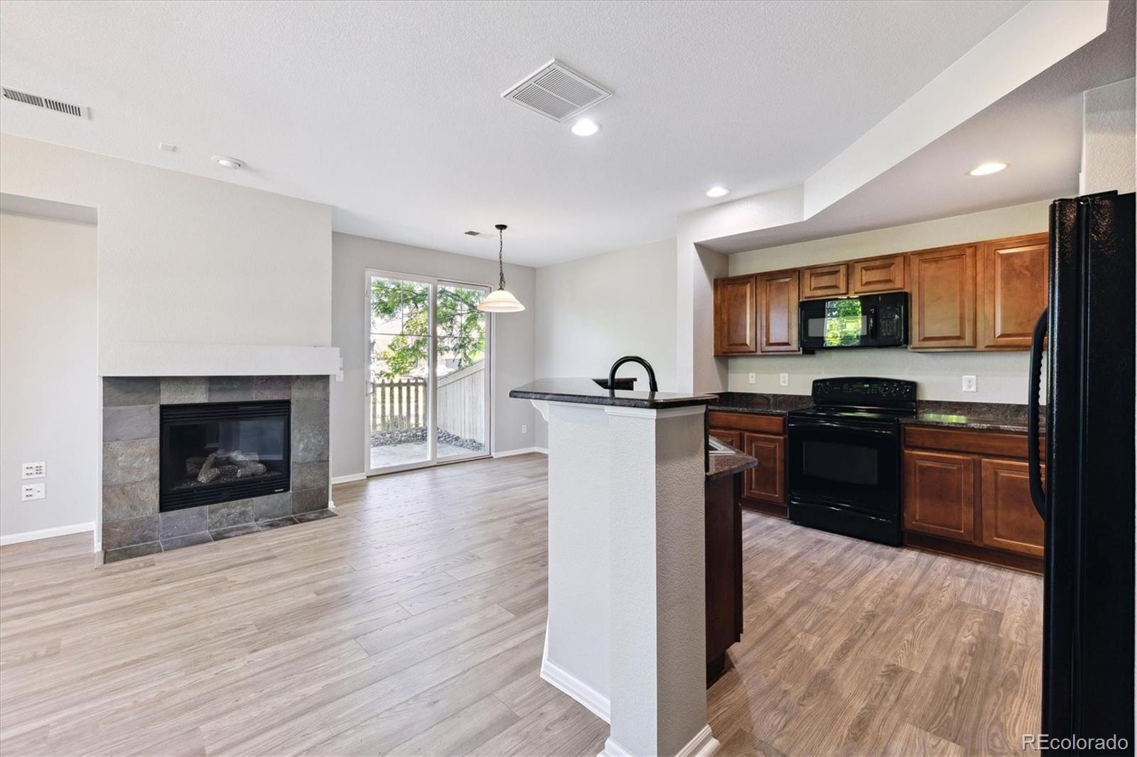 MLS Image #7 for 10480  truckee street b,commerce city, Colorado