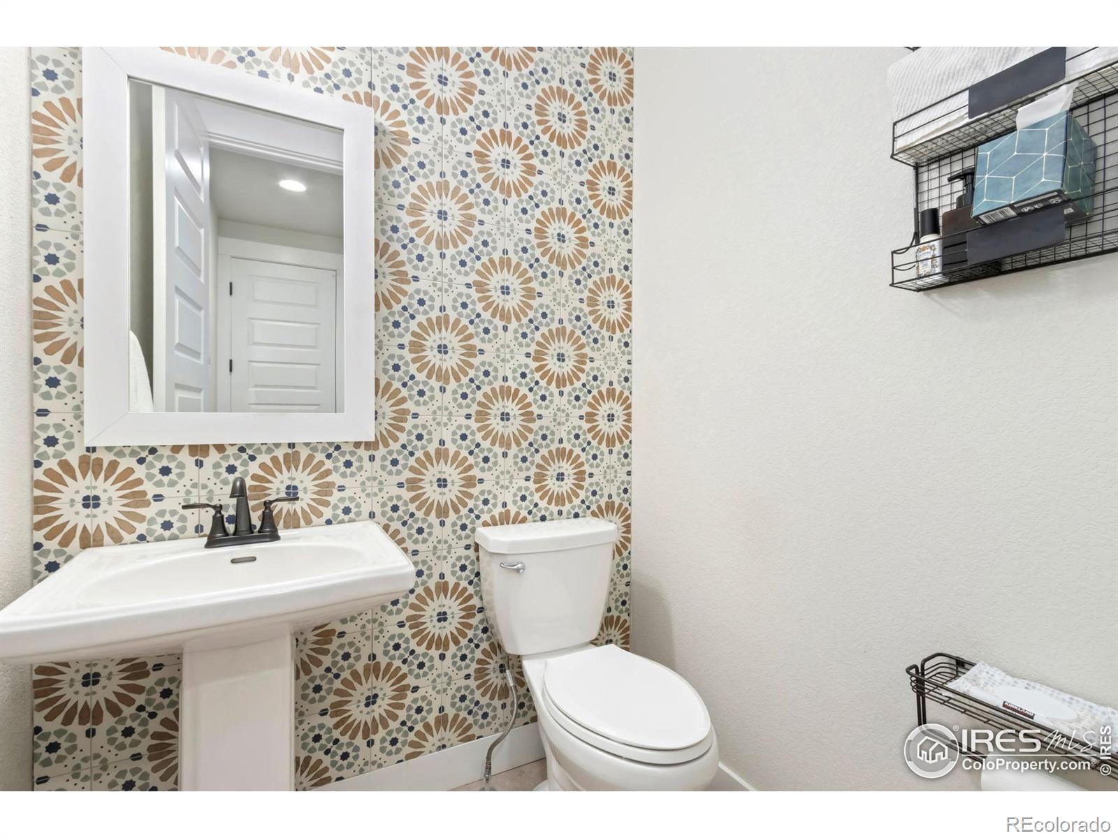 MLS Image #4 for 2156  setting sun drive,windsor, Colorado