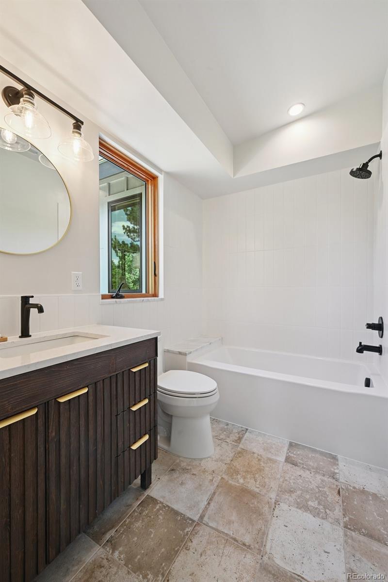 MLS Image #13 for 1321 w caley avenue,littleton, Colorado