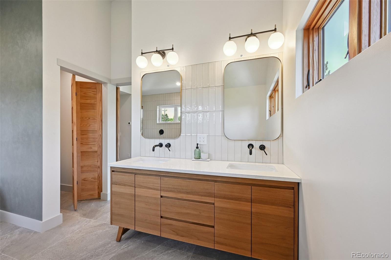 MLS Image #19 for 1321 w caley avenue,littleton, Colorado