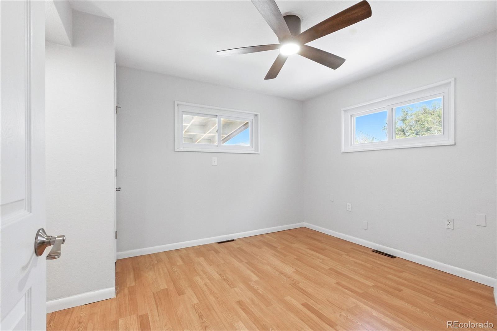 MLS Image #10 for 118 s yates way,denver, Colorado