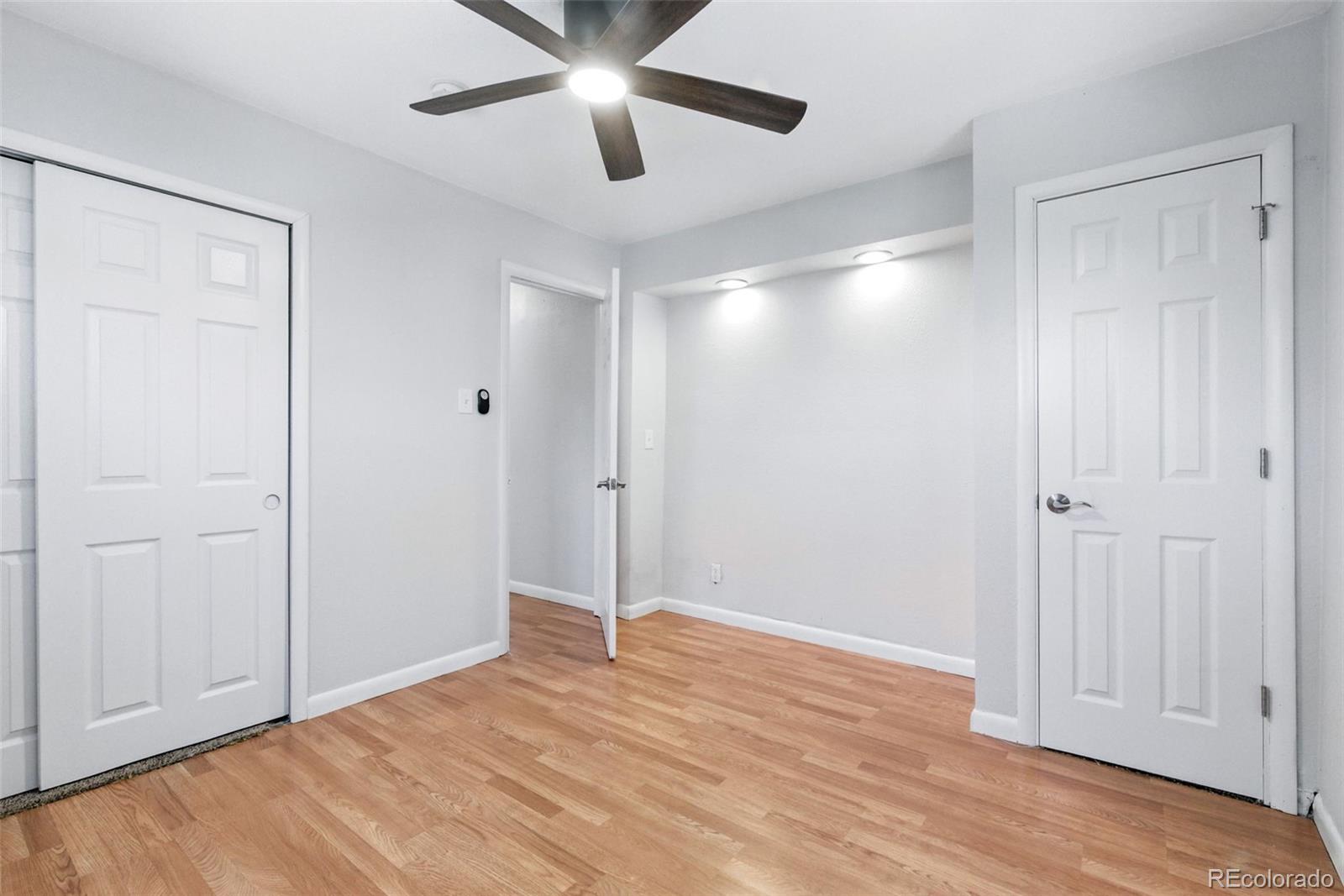 MLS Image #11 for 118 s yates way,denver, Colorado