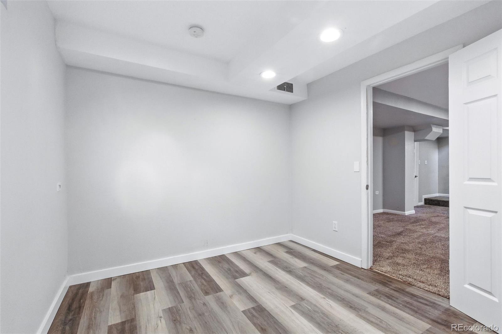 MLS Image #20 for 118 s yates way,denver, Colorado