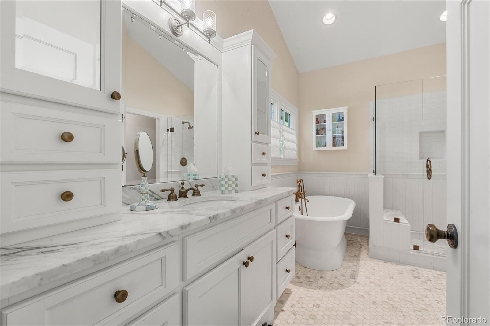 MLS Image #13 for 10  oakmont lane,littleton, Colorado