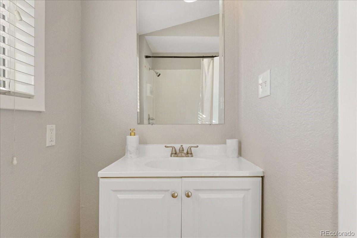 MLS Image #22 for 3300 w 2nd avenue,denver, Colorado