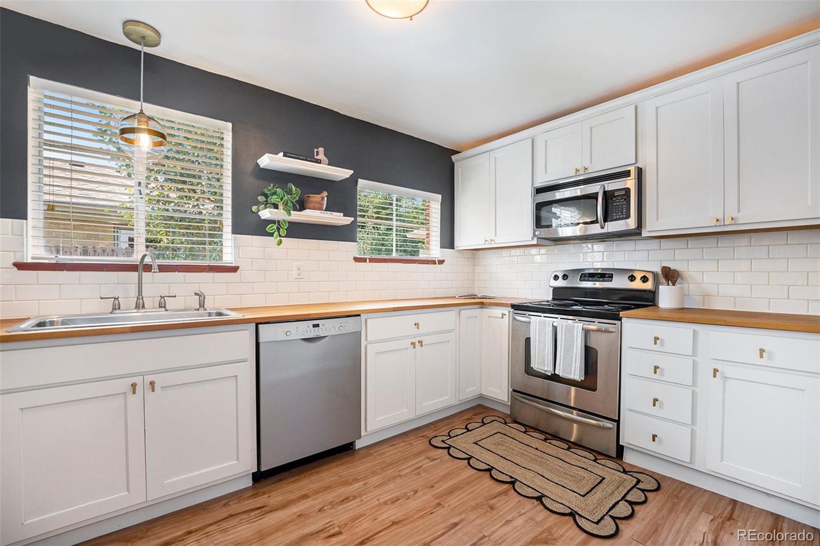 MLS Image #12 for 1155  elm street,denver, Colorado