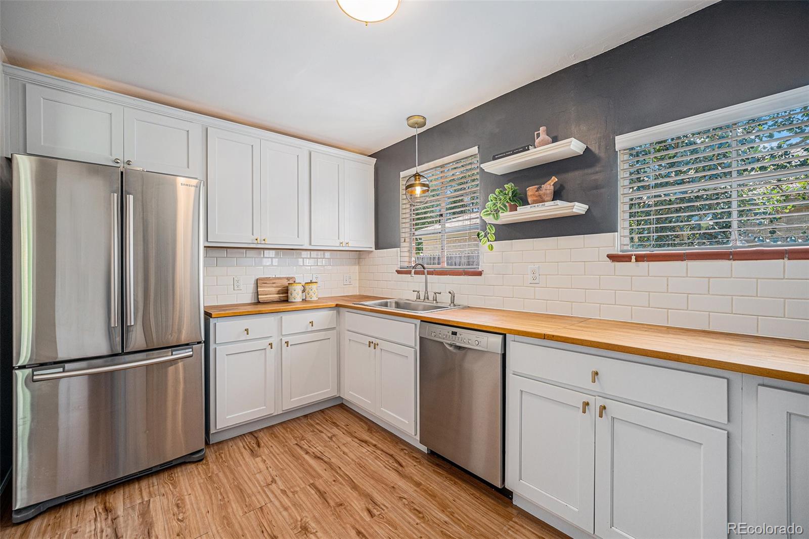 MLS Image #16 for 1155  elm street,denver, Colorado