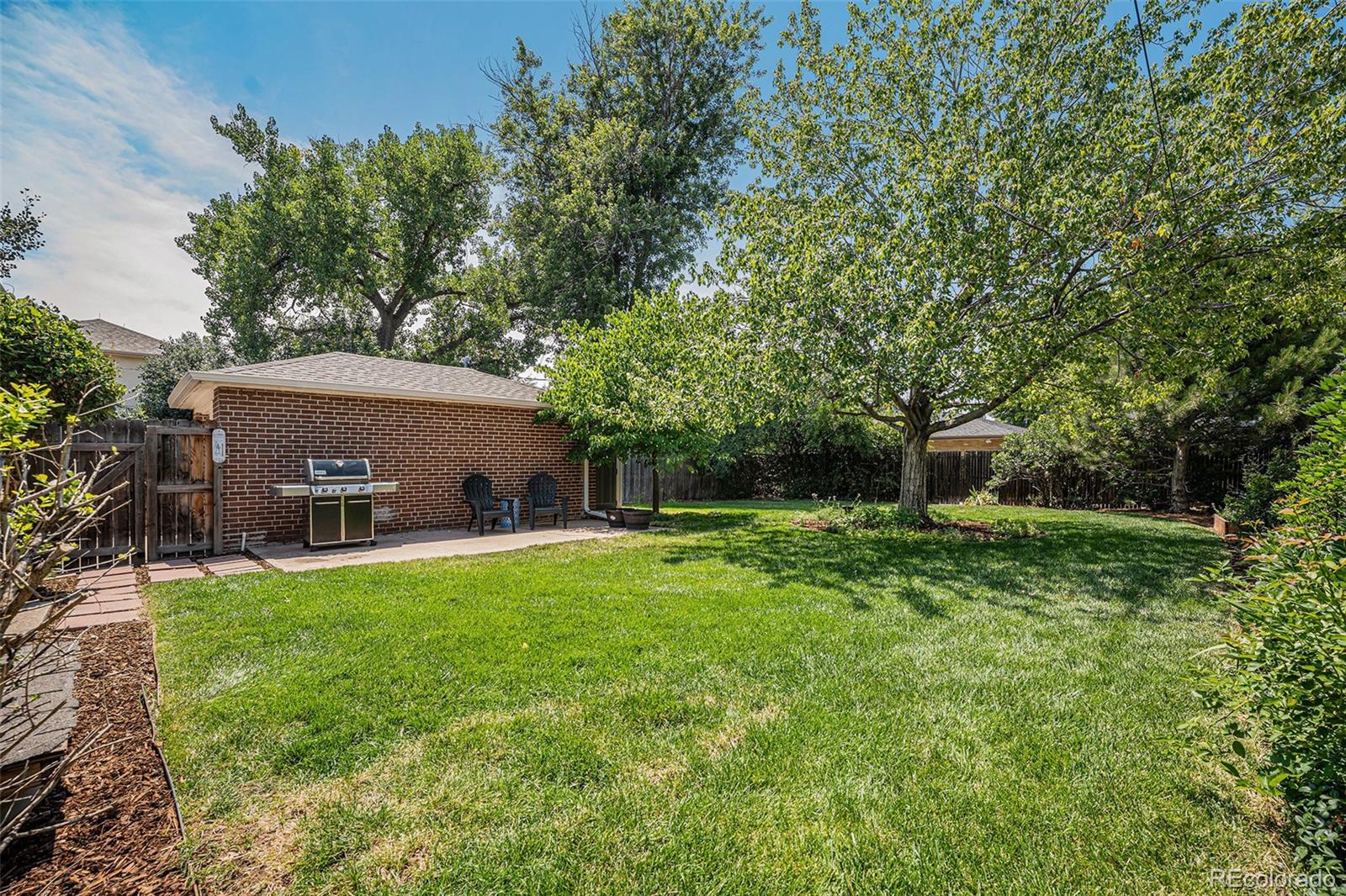 MLS Image #26 for 1155  elm street,denver, Colorado