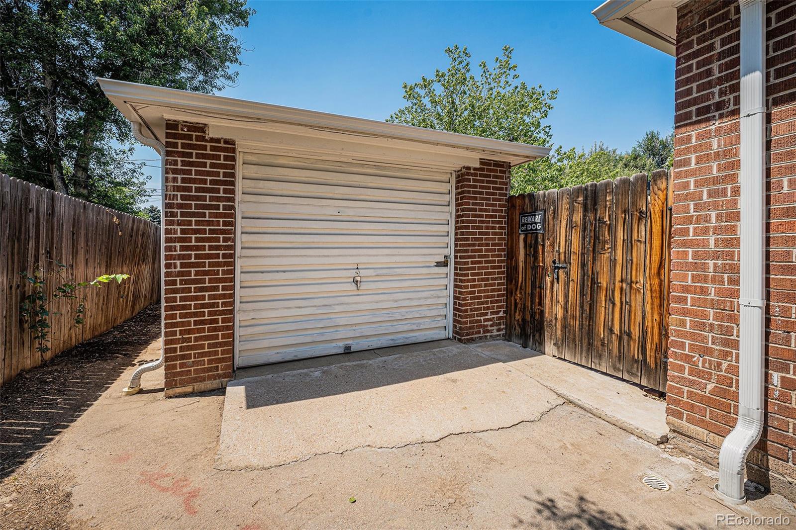 MLS Image #29 for 1155  elm street,denver, Colorado