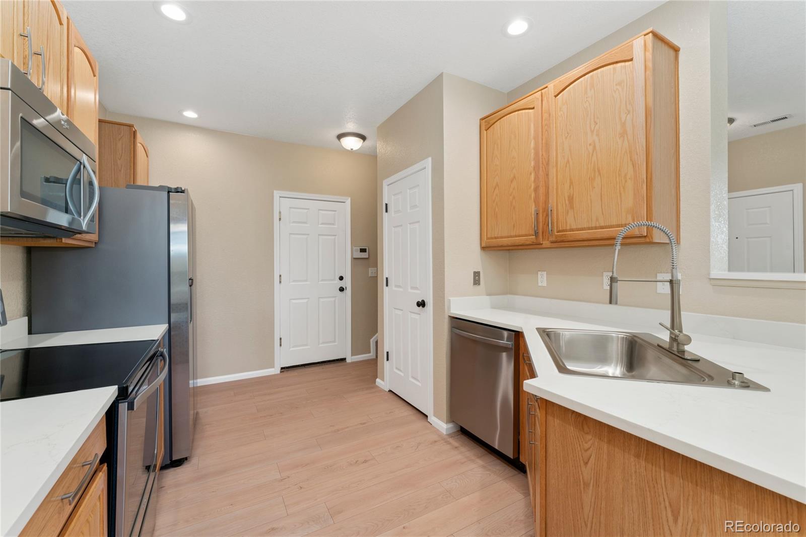 MLS Image #11 for 12784  jasmine street e,thornton, Colorado