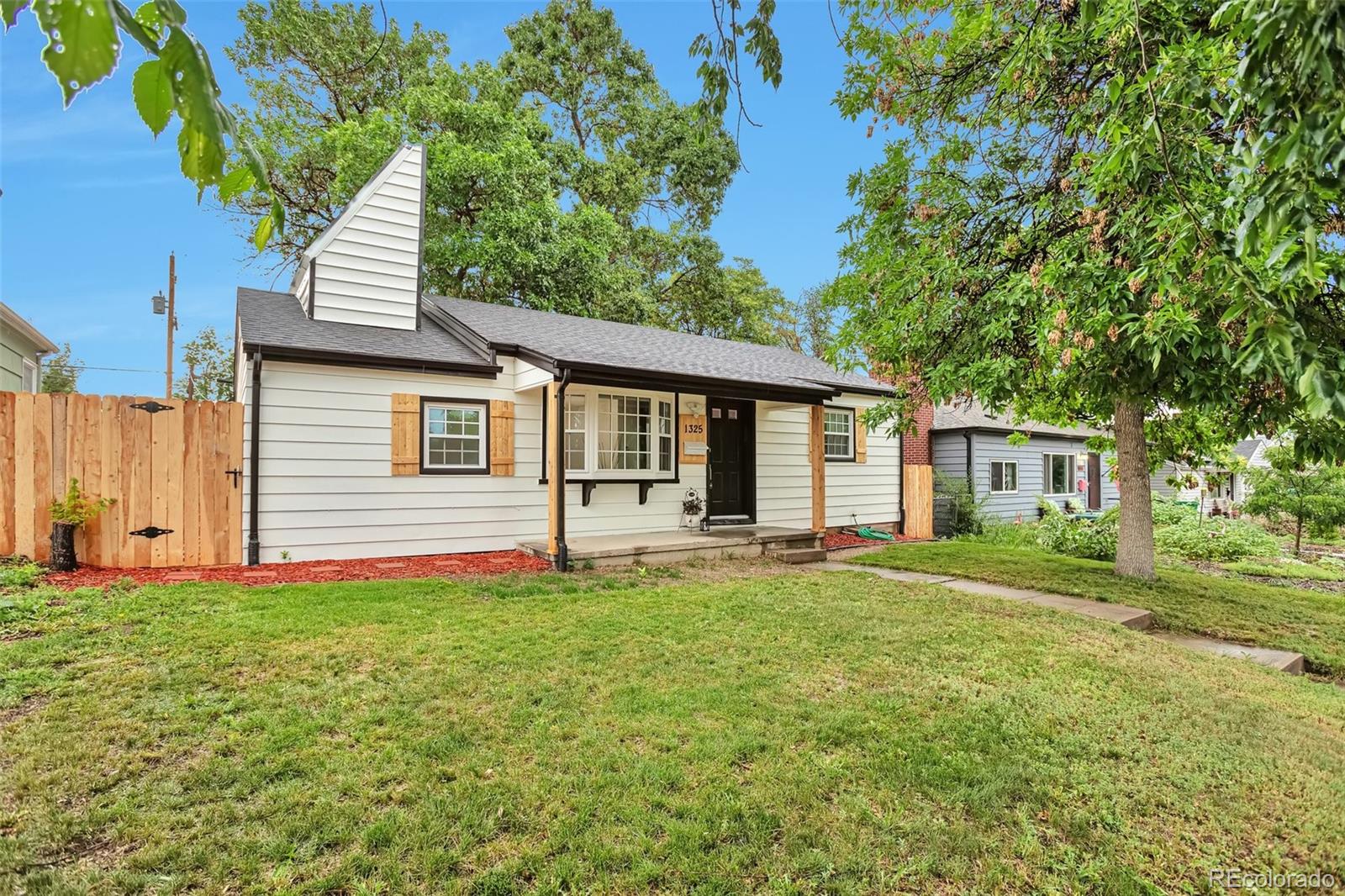 CMA Image for 1325  Dayton Street,Aurora, Colorado